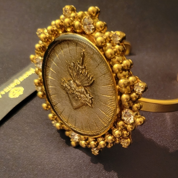Virgins Saints & Angels- Cloister Grande Sacred Heart Cuff-Gold❤️‍🔥 - Picture 2 of 7